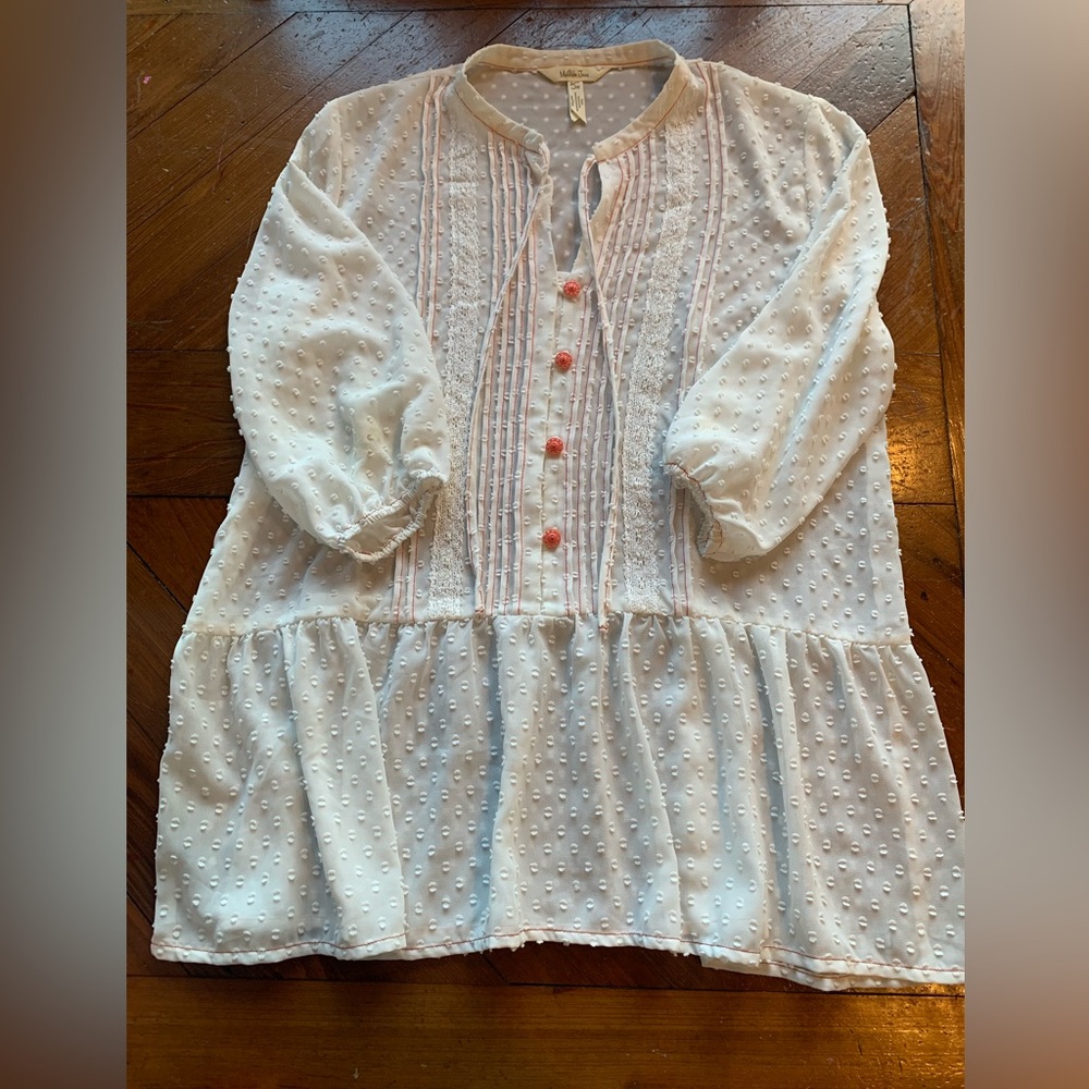 Matilda Jane what are length sleeve top. Women’s size large.